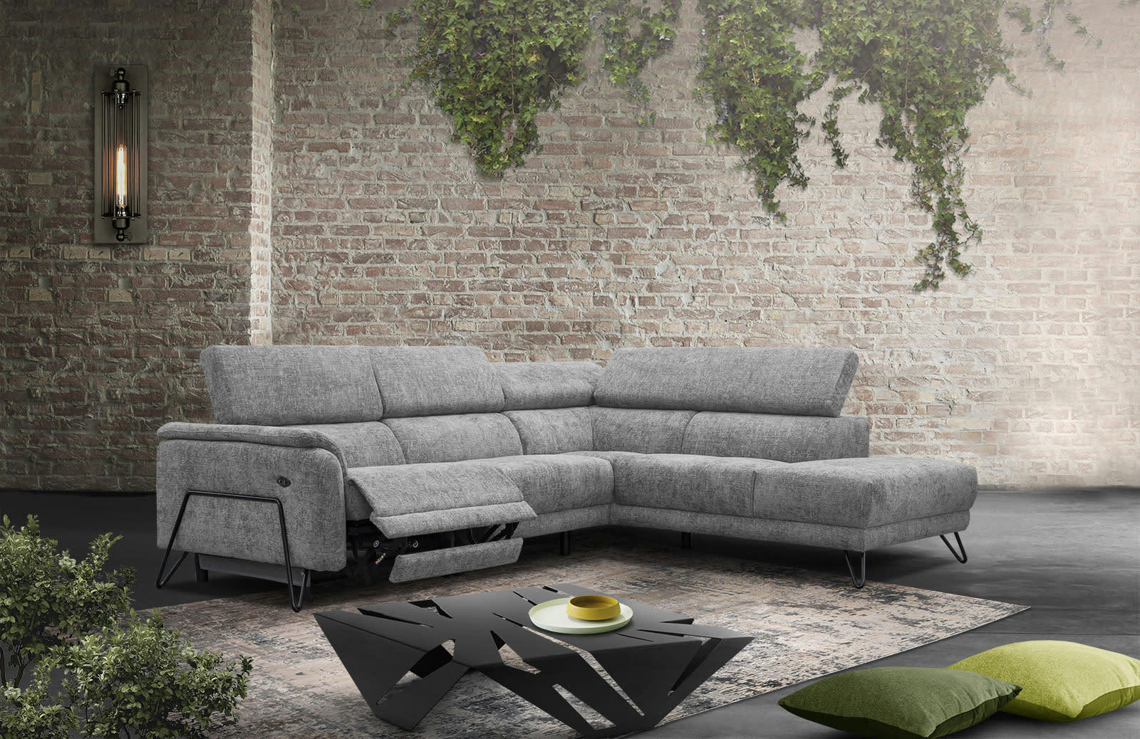 RODEN - Canapé d'angle droit 5 places avec une relax électrique tissu gris