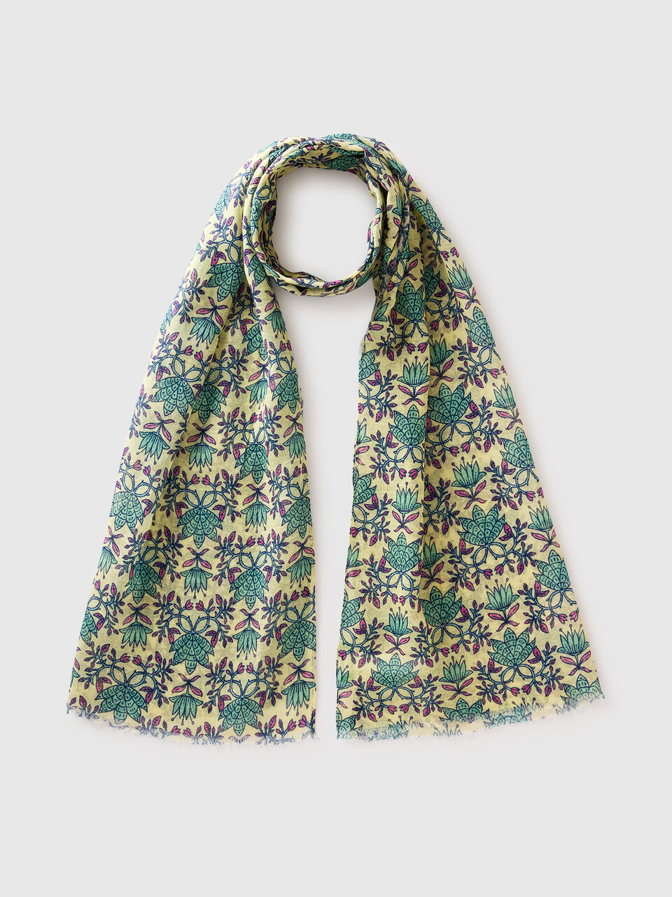 Patterned linen blend scarf
