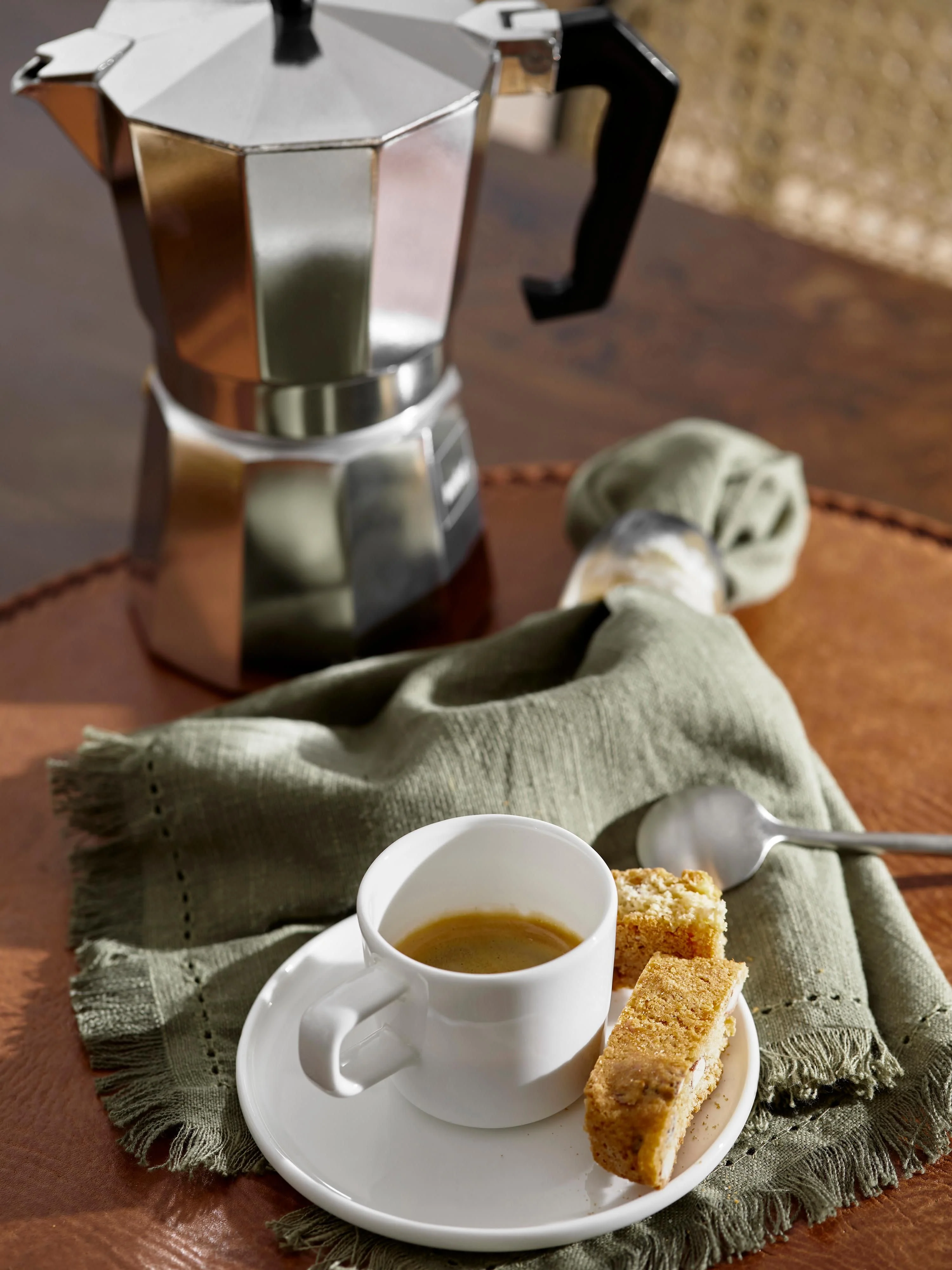 Fine Bone China Espressotassen Oco mit Unterteller, 6er-Set
