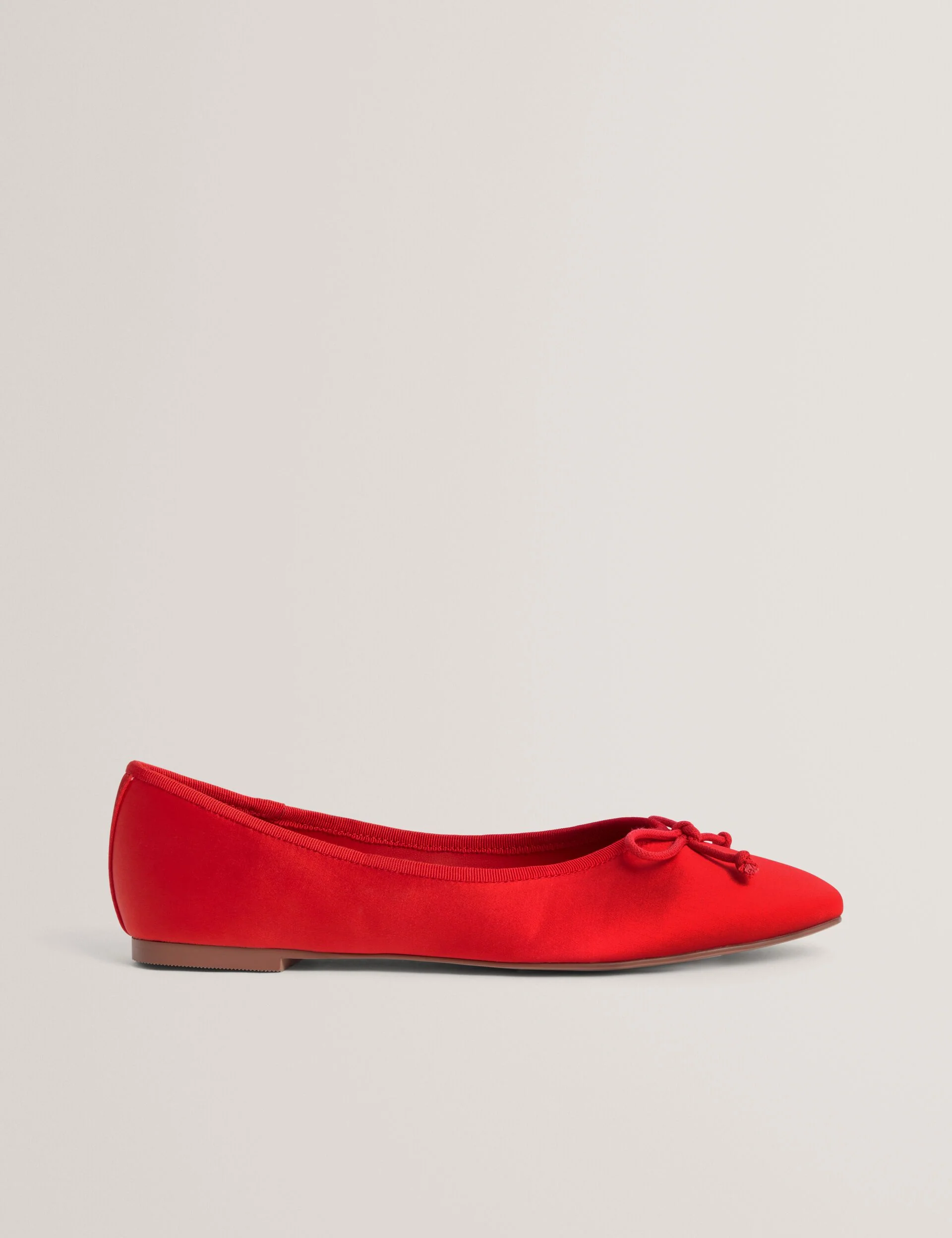 SALIIY | RED