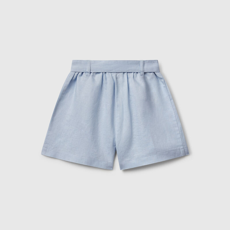 Bermudas with sash