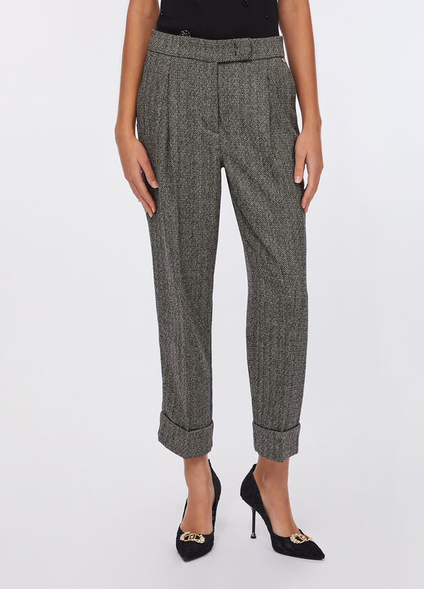 Pantaloni cropped spinati