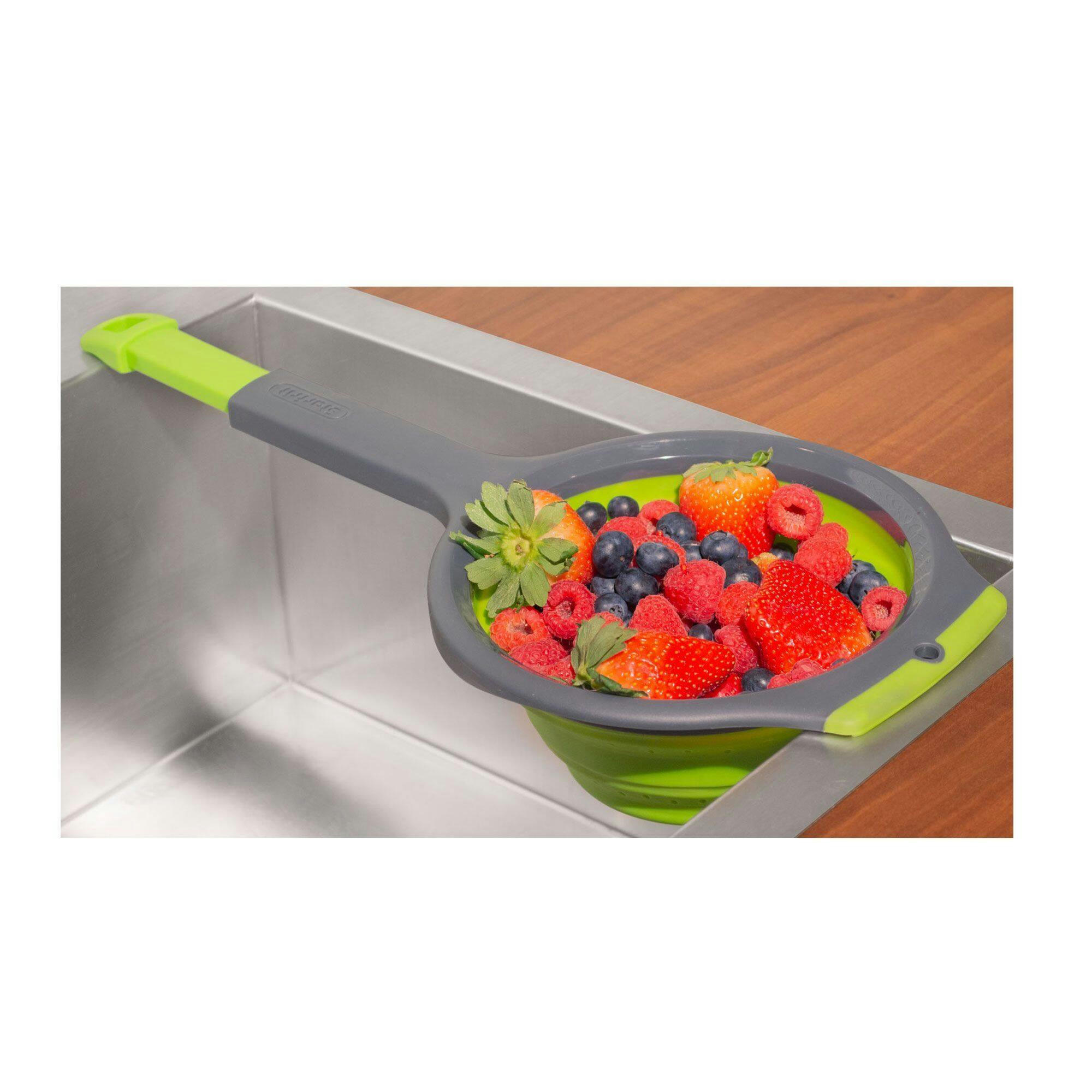 Starfrit Plastic Collapsible Hand Strainer, 1.42-L