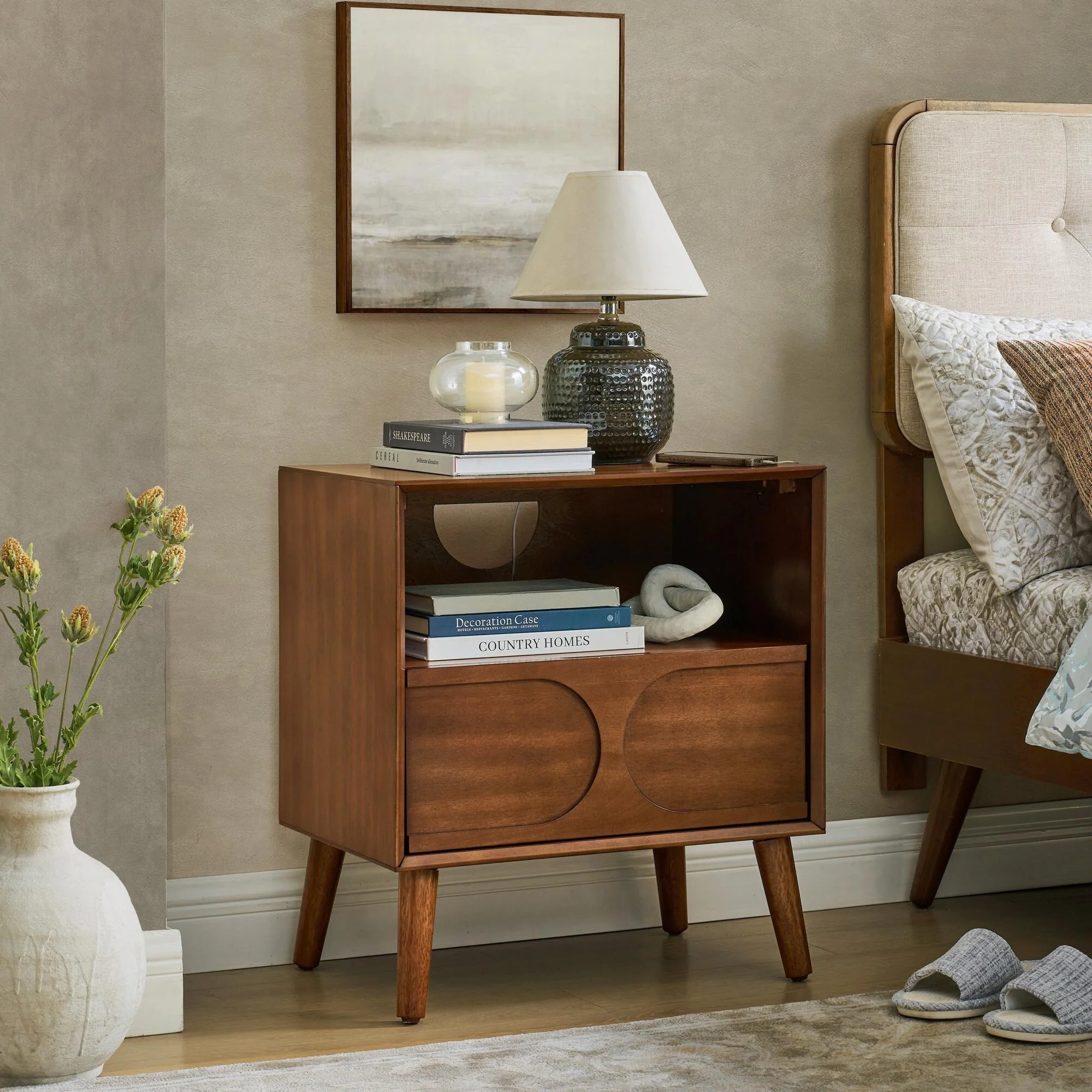 Mid Century Modern Fluted Nightstand with Charging Station USB Ports & Outlet Hole & 4 Solid Wood Legs