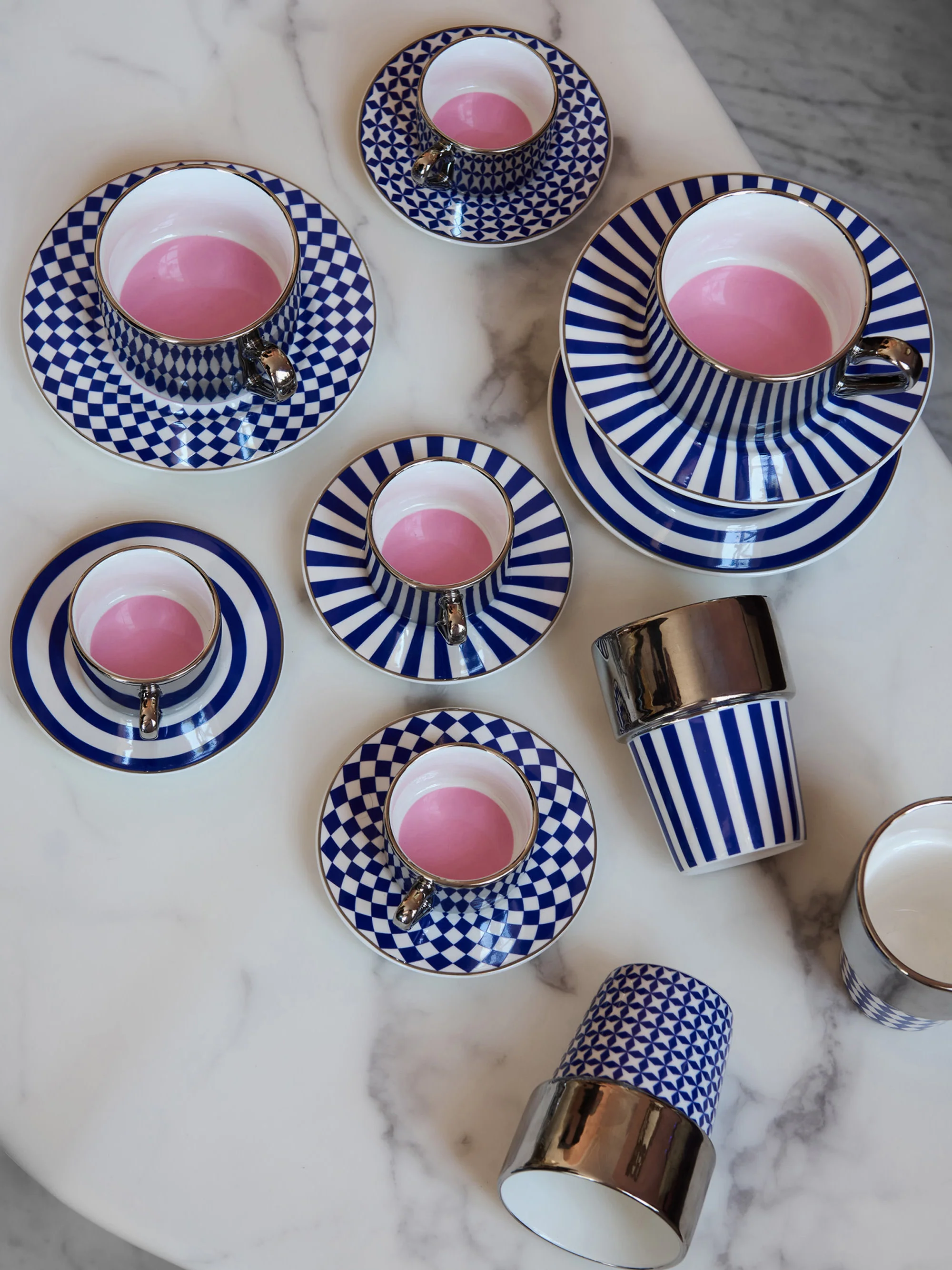 Handgefertigte Espressotassen Aunty mit Untertassen, 4er-Set