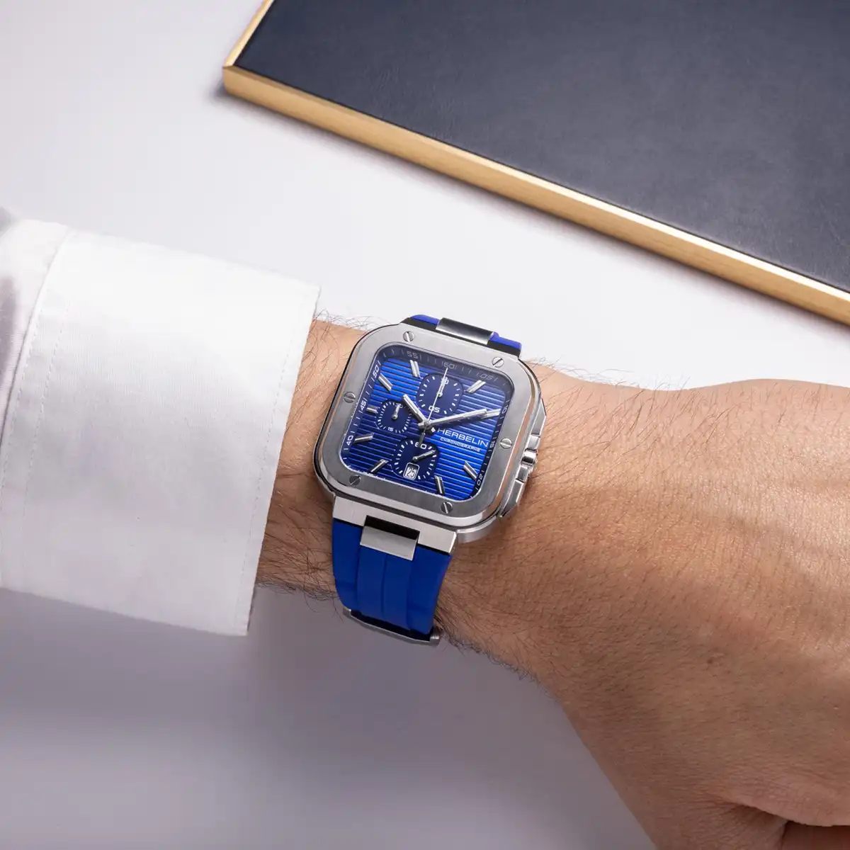 CAP CAMARAT SQUARE – CHRONOGRAPHE – BLEU & FKM BLEU