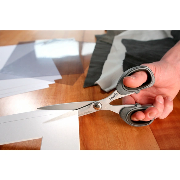 Schere, Titan/Metall/Kunststoff, grau