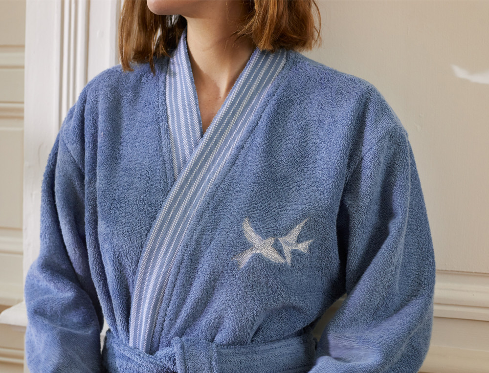 PeignoirÀ tire d'aile