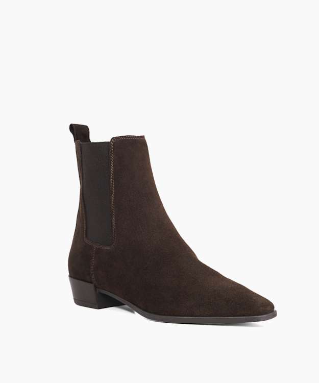 Parkas Brown - Chisel Toe Low Heel Chelsea Ankle Boots