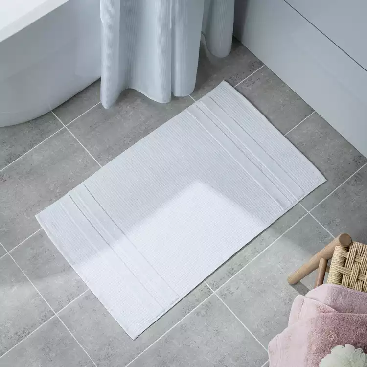 Habitat Waffle Bath Mat - White