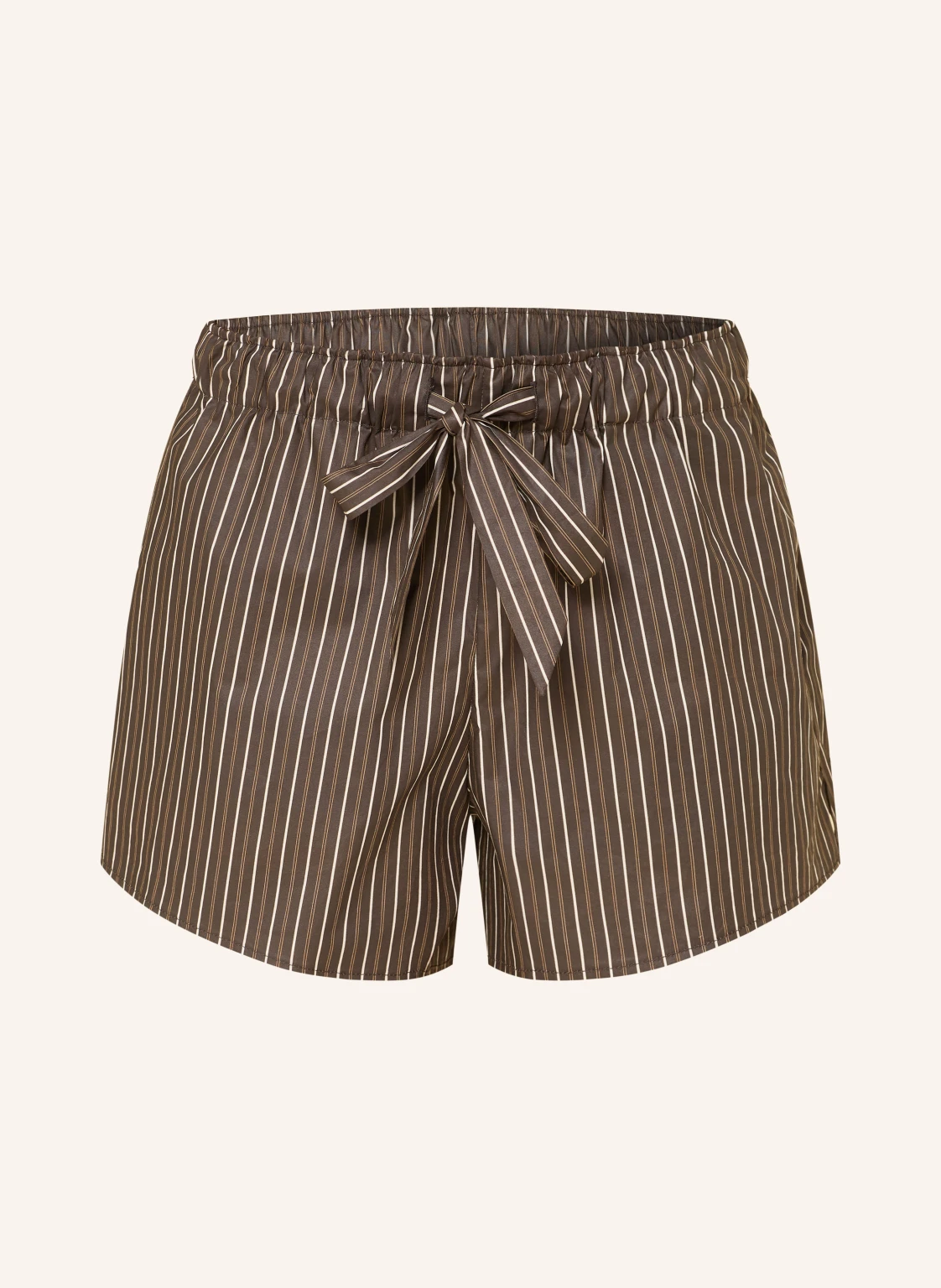 by Aylin Koenig Shorts AVI
