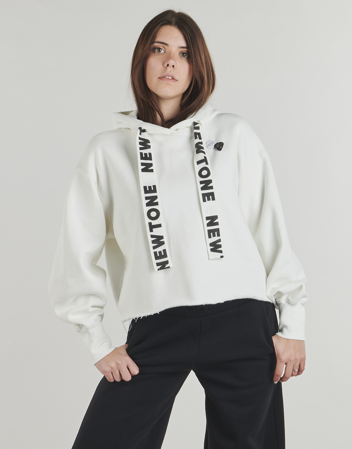 Newtone - BLEED BLOOMER - White