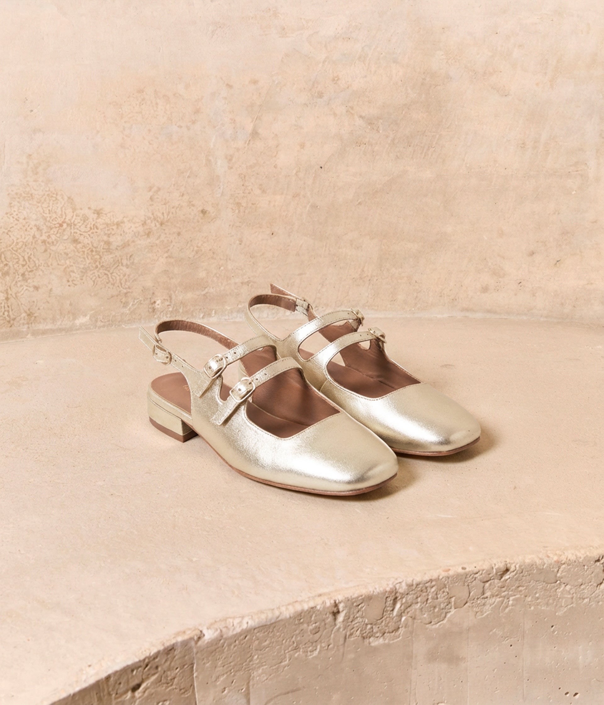 Babies en cuir doré Daisy