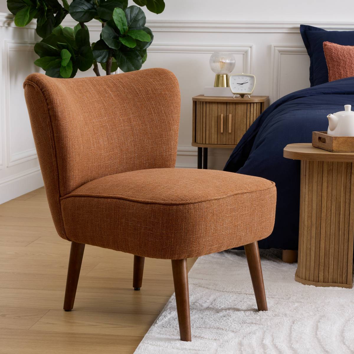 Armchair "Aera" Amber