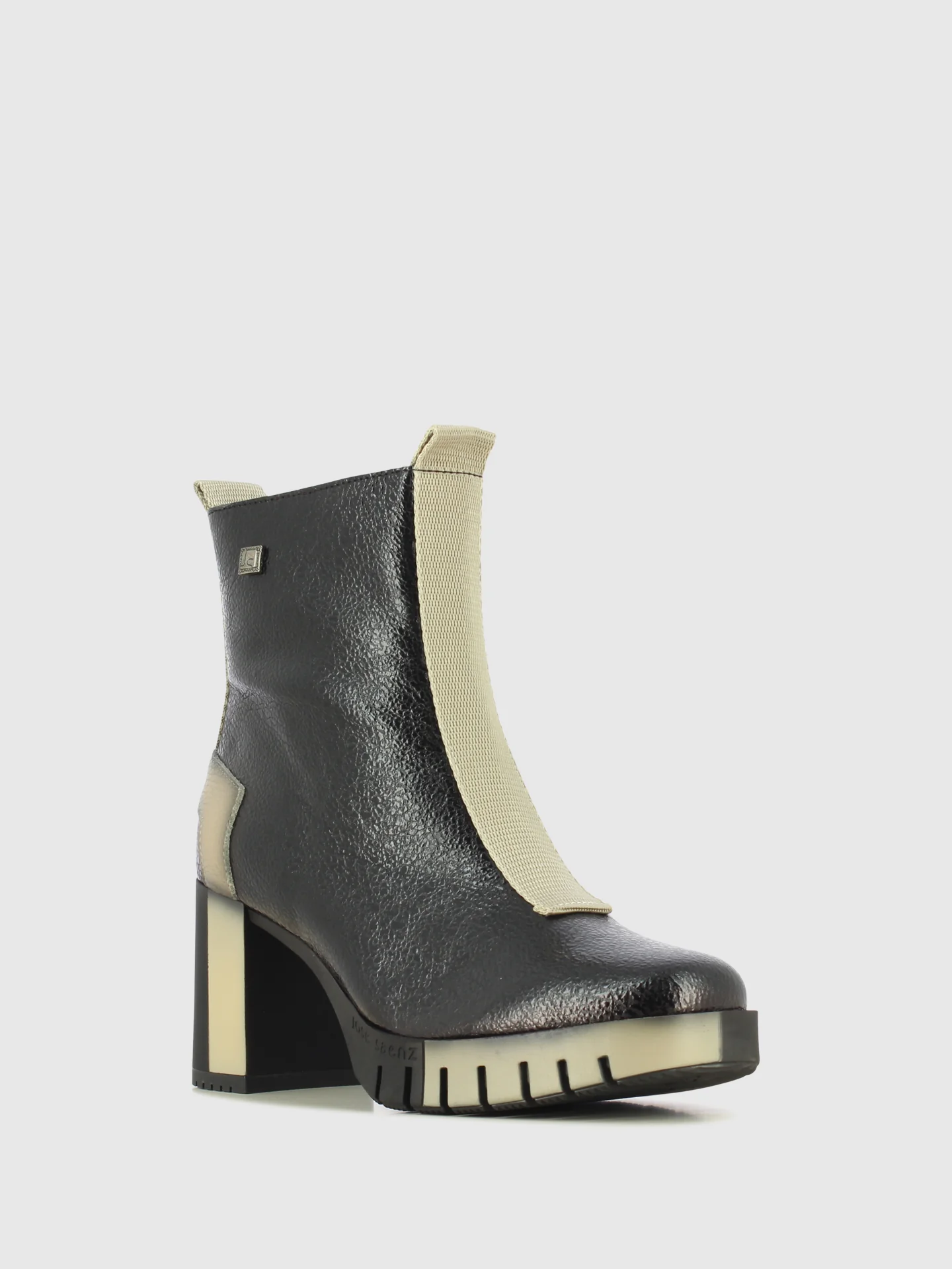 Botins com Fecho em Preto