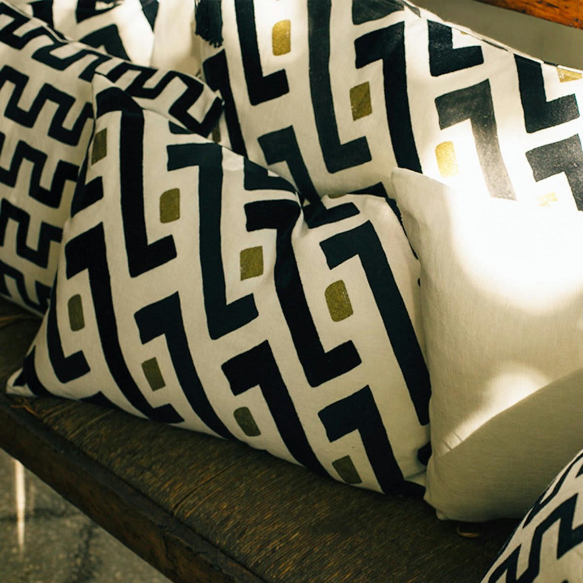 AFRIQUE ETNIQUE - Coussin en lin pur lavé Mali blanc 40x60