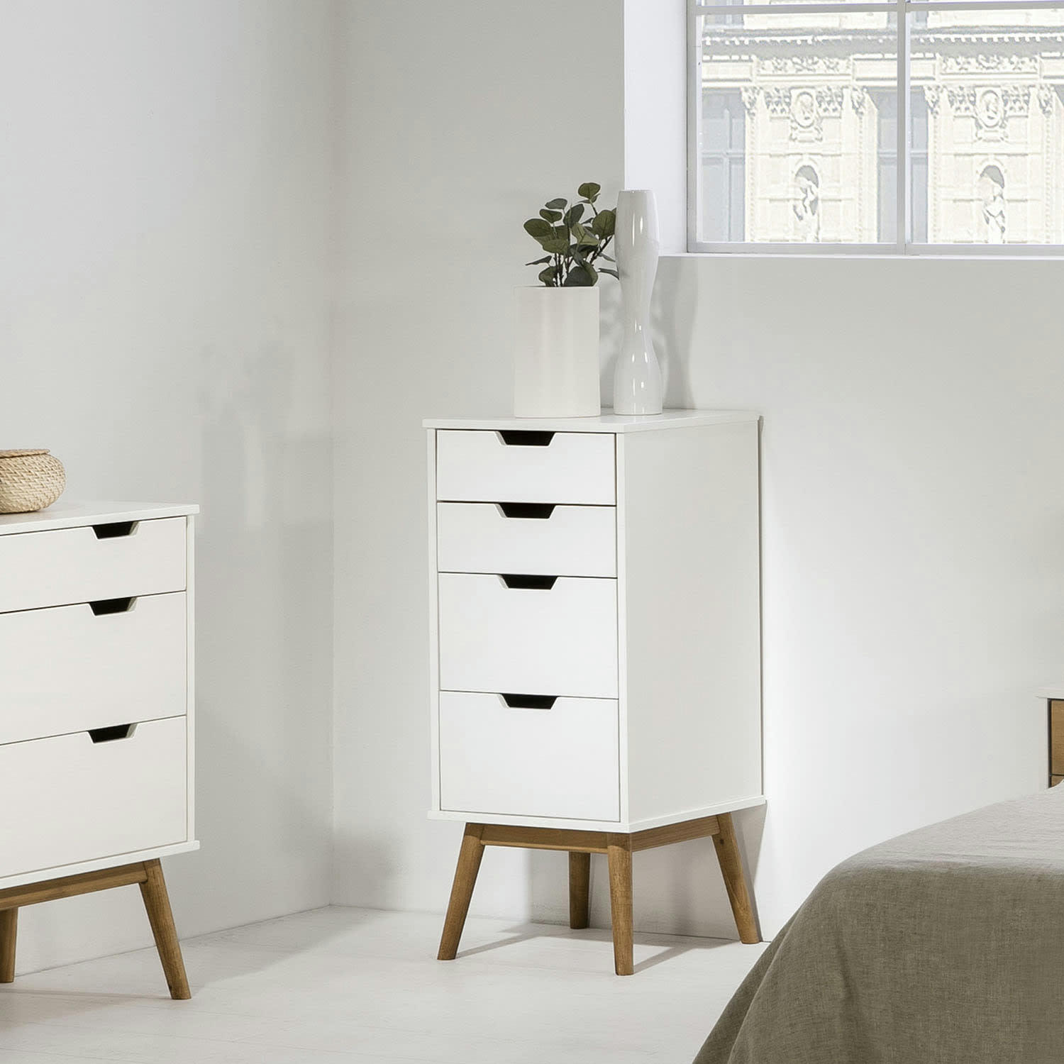 BAKU - Chiffonnier nuit 4 tiroirs blanc, 40 cm longueur