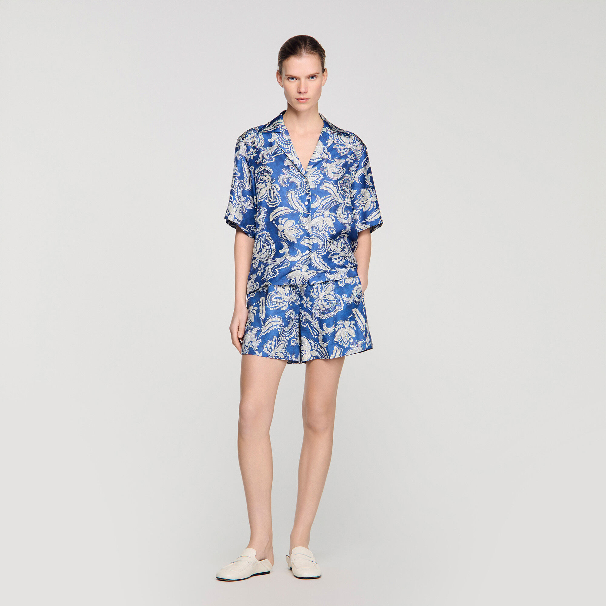 Short court à imprimé floral