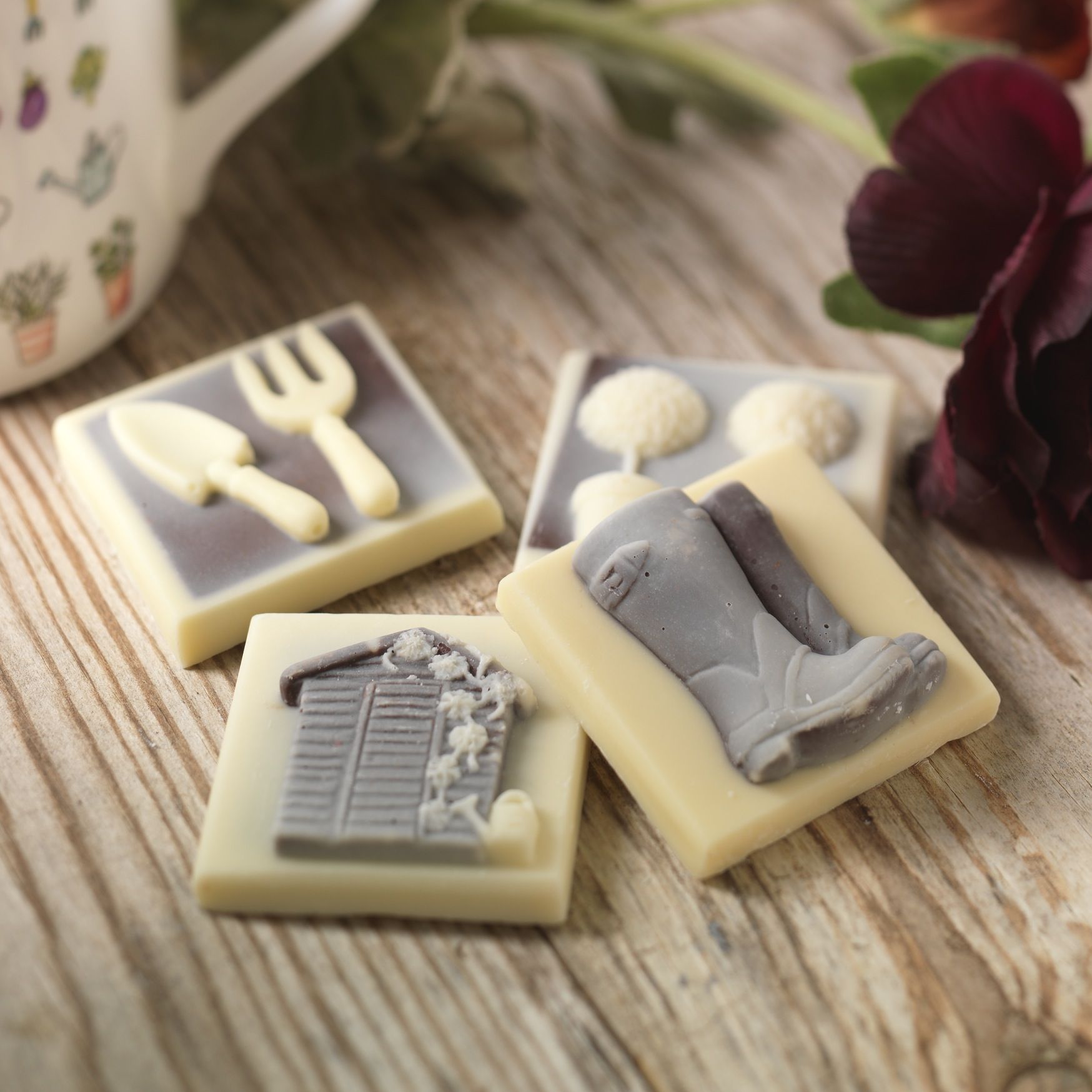 CHOC ON CHOC Chocolate Gardening Selection Box