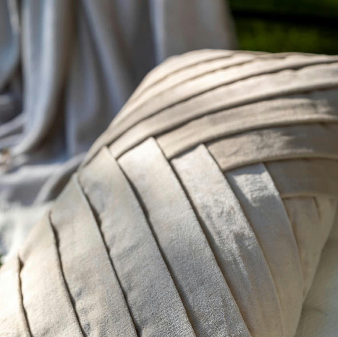 FEMM - Housse de coussin beige en velours-30x50 cm uni