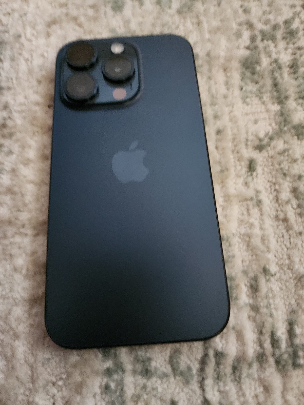 Apple iPhone 15 pro 128GB T mobile