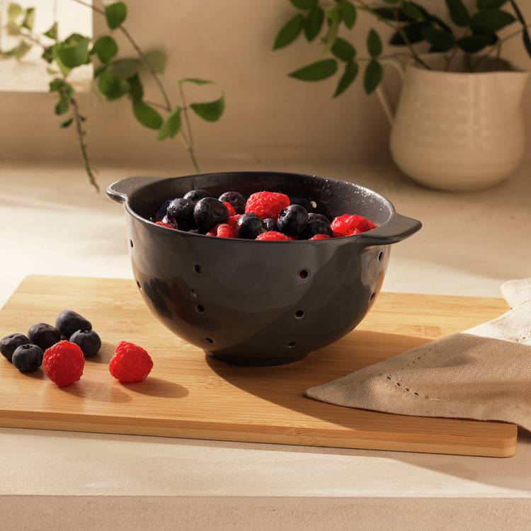 Habitat Berry Colander - Black