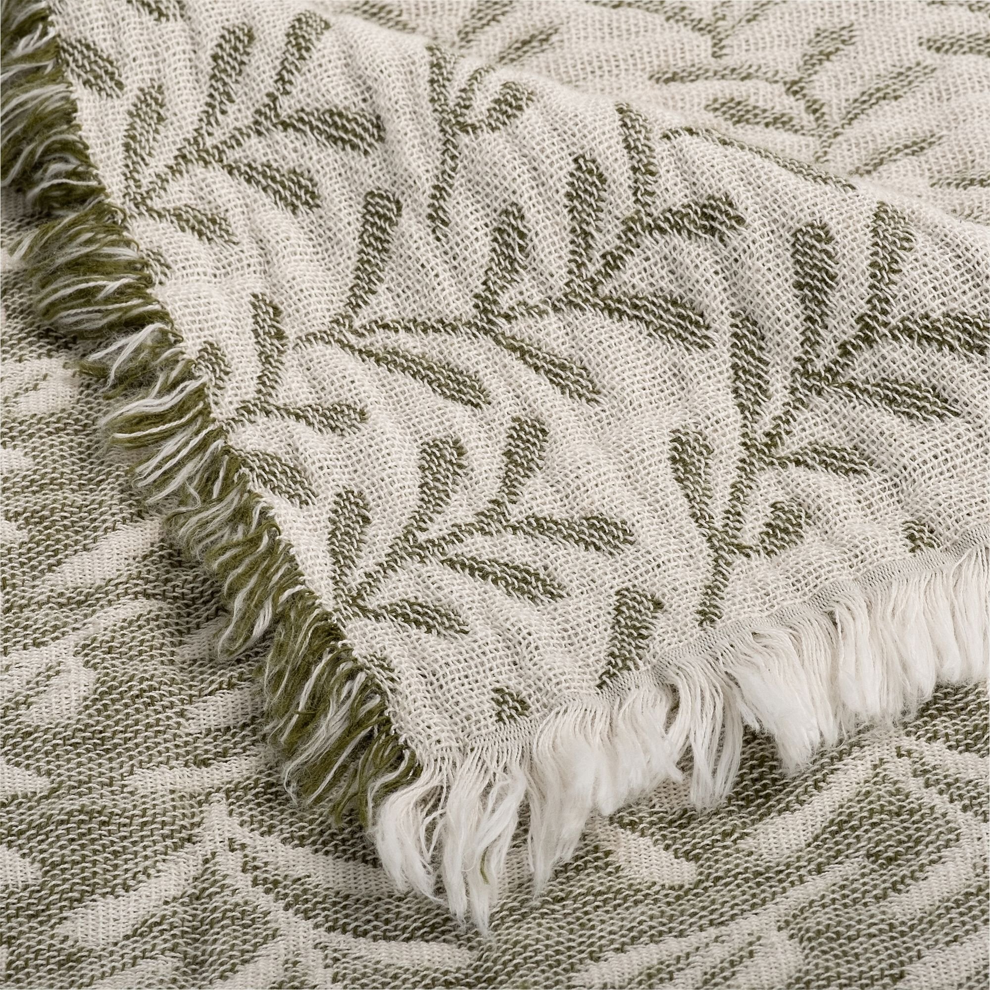 CALIMEA - Couvre lit en coton motif feuilles finition franges 230x250cm - vert