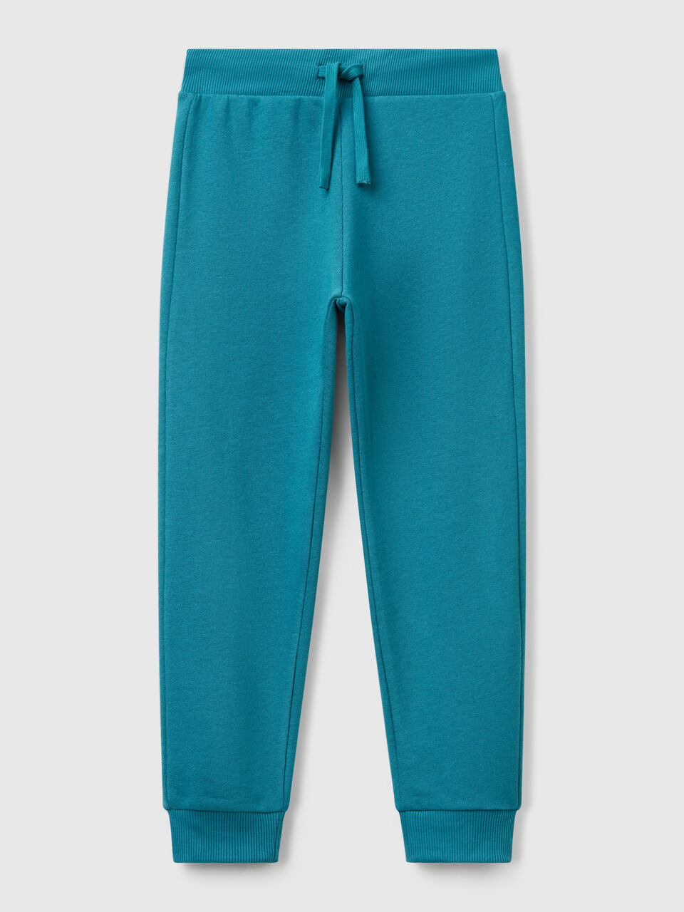 Sporty trousers with drawstring