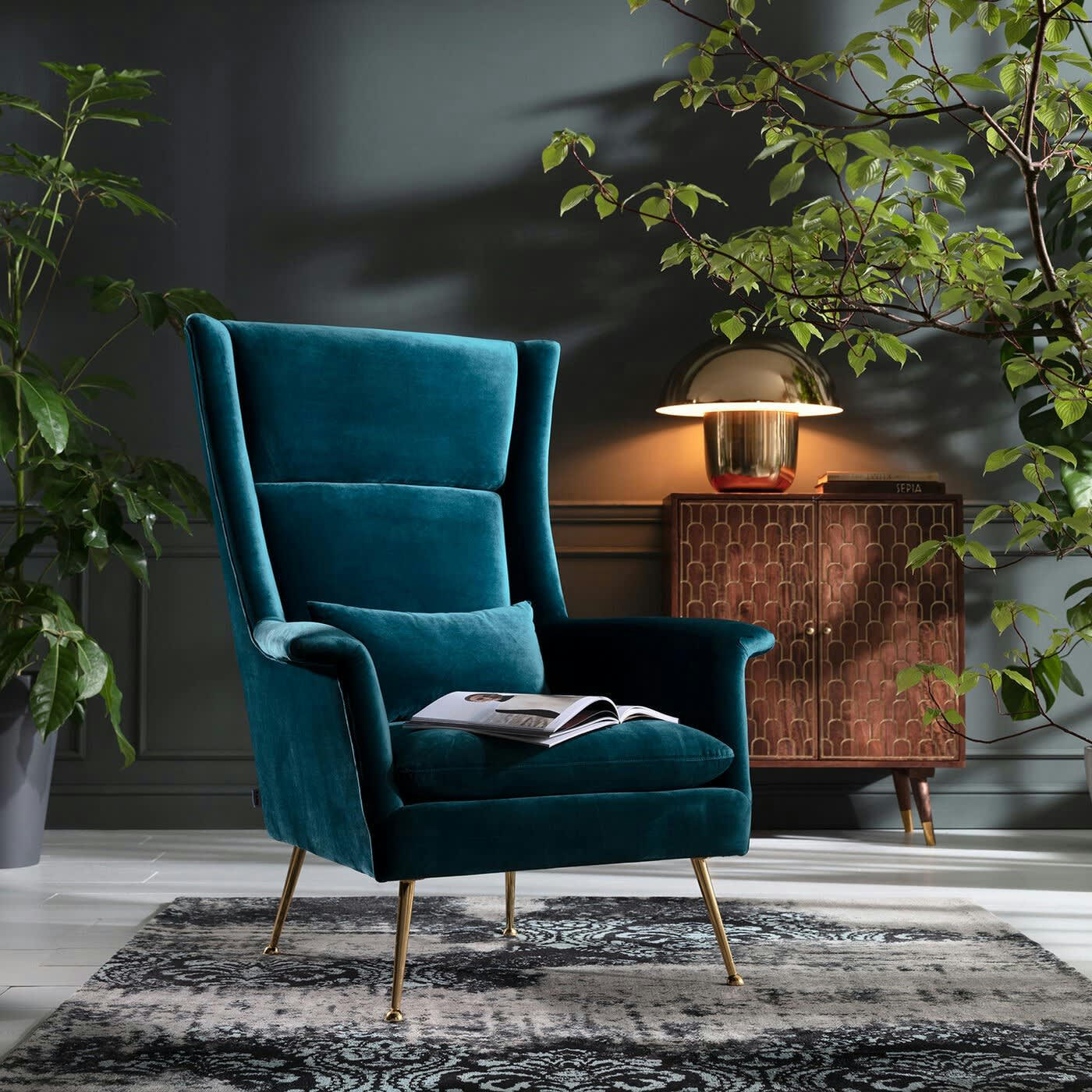VEGAS FOREVER - Fauteuil en velours bleu-vert et acier doré