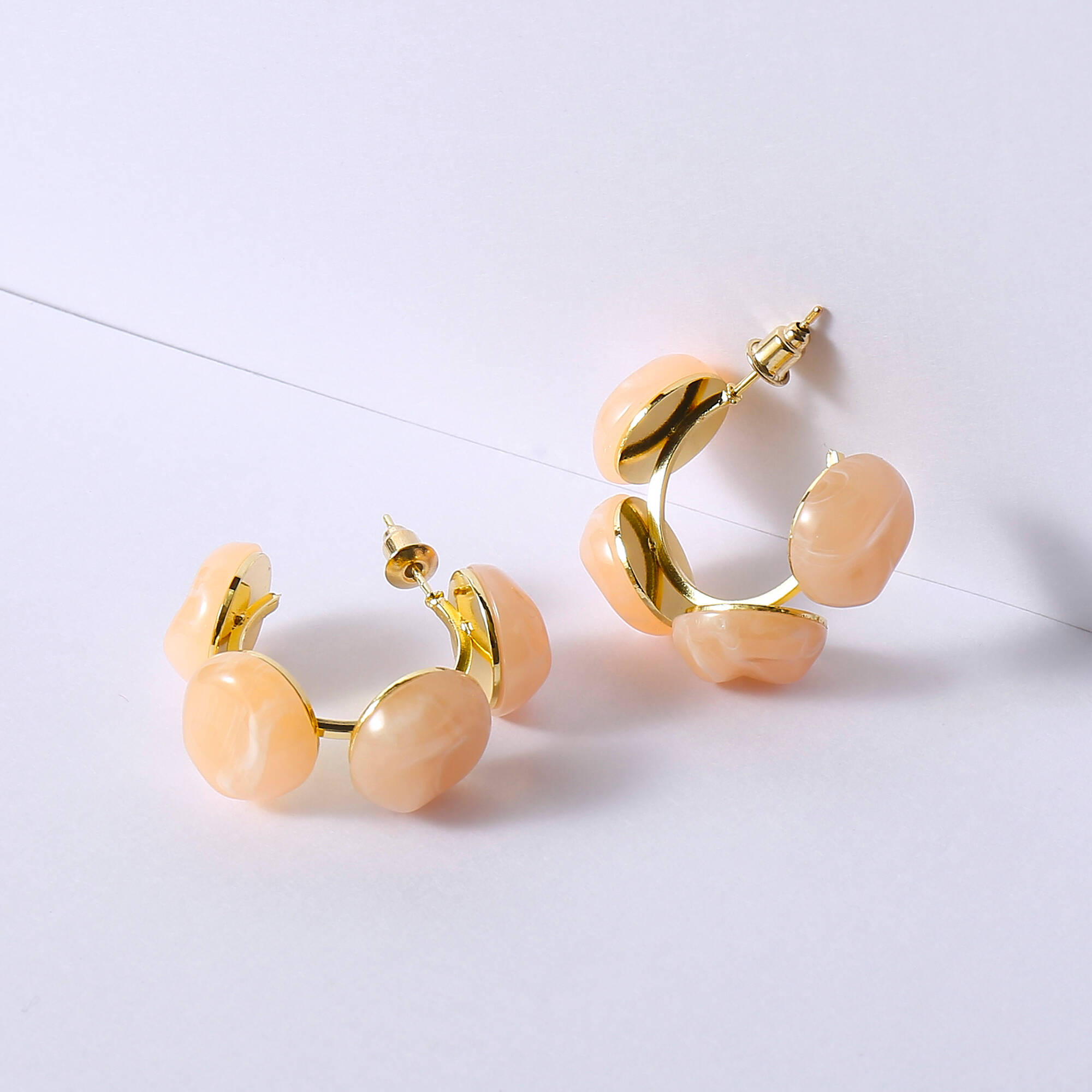 Boucles d'oreilles, forme créoles
