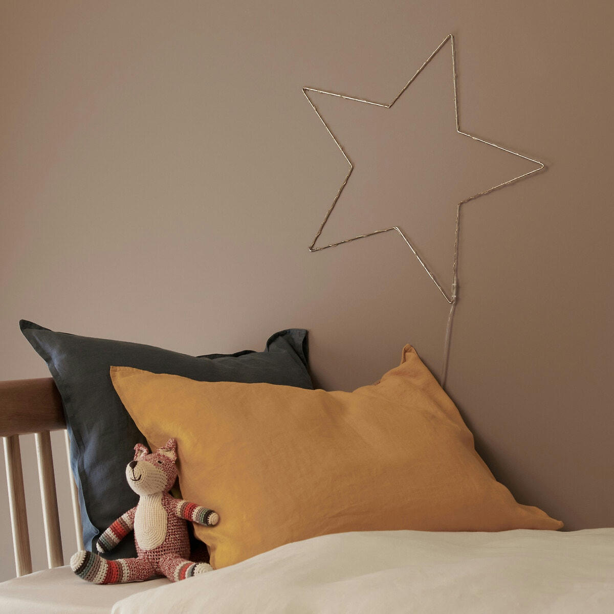 Luminaire étoile LED, Omara