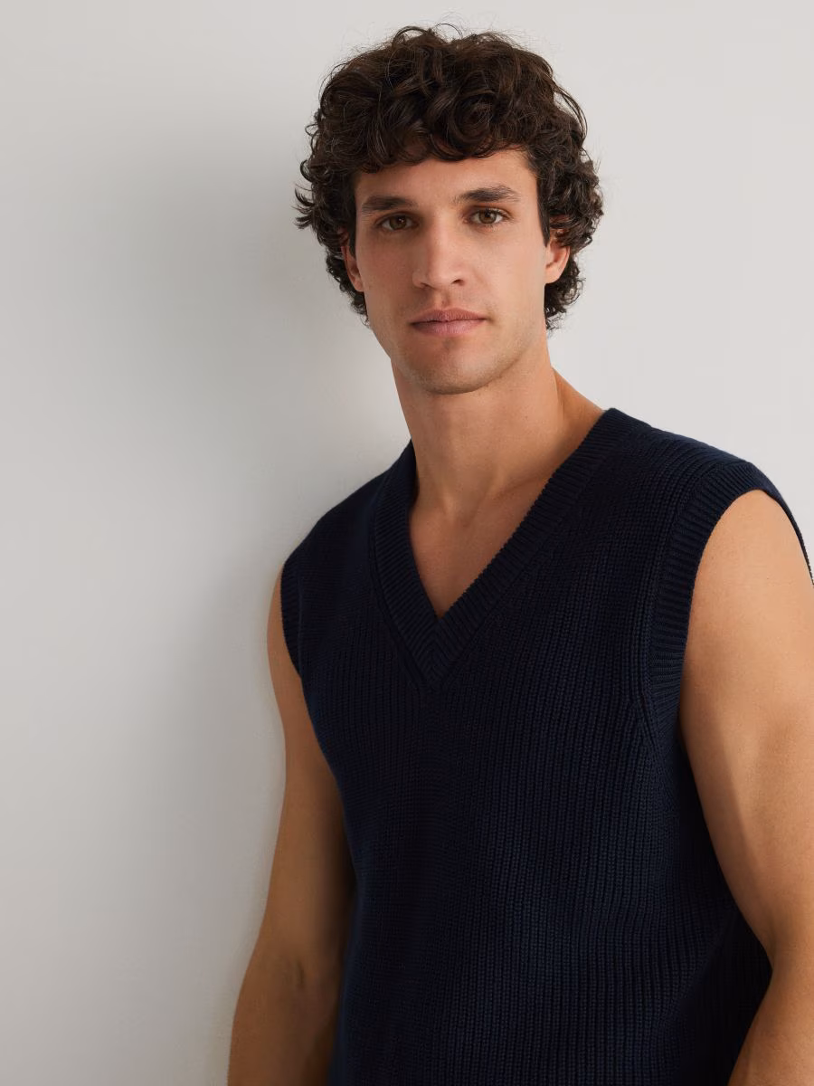 Sweater Vest