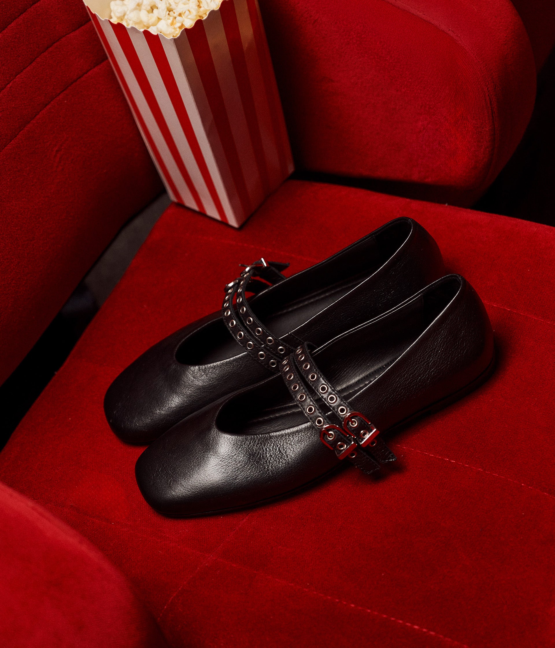 Ballerines en cuir noir Zahia