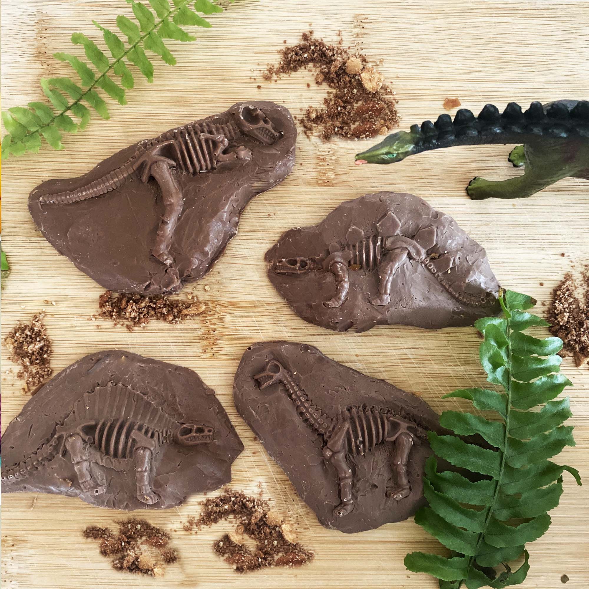 CHOC ON CHOC Chocolate Dinosaurs