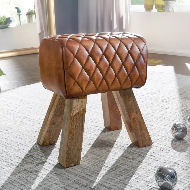 Hocker Modern