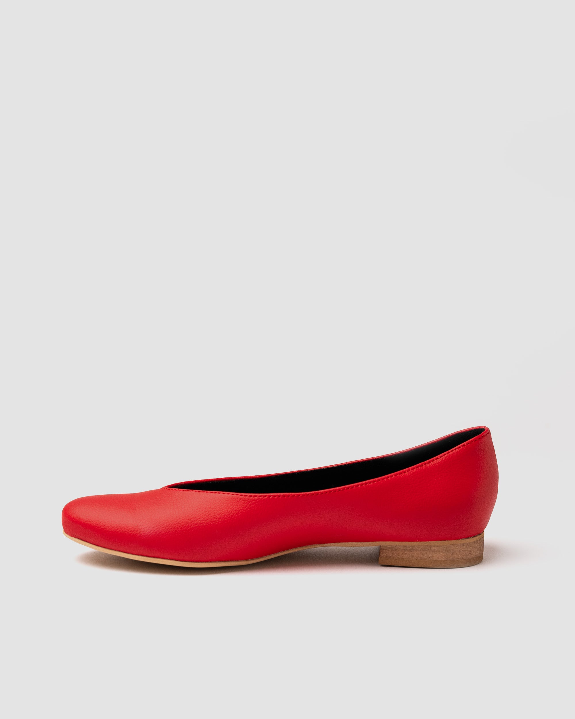 BOHEMA - Pumps Red, ze skóry roślinnej, polska rodzinna marka