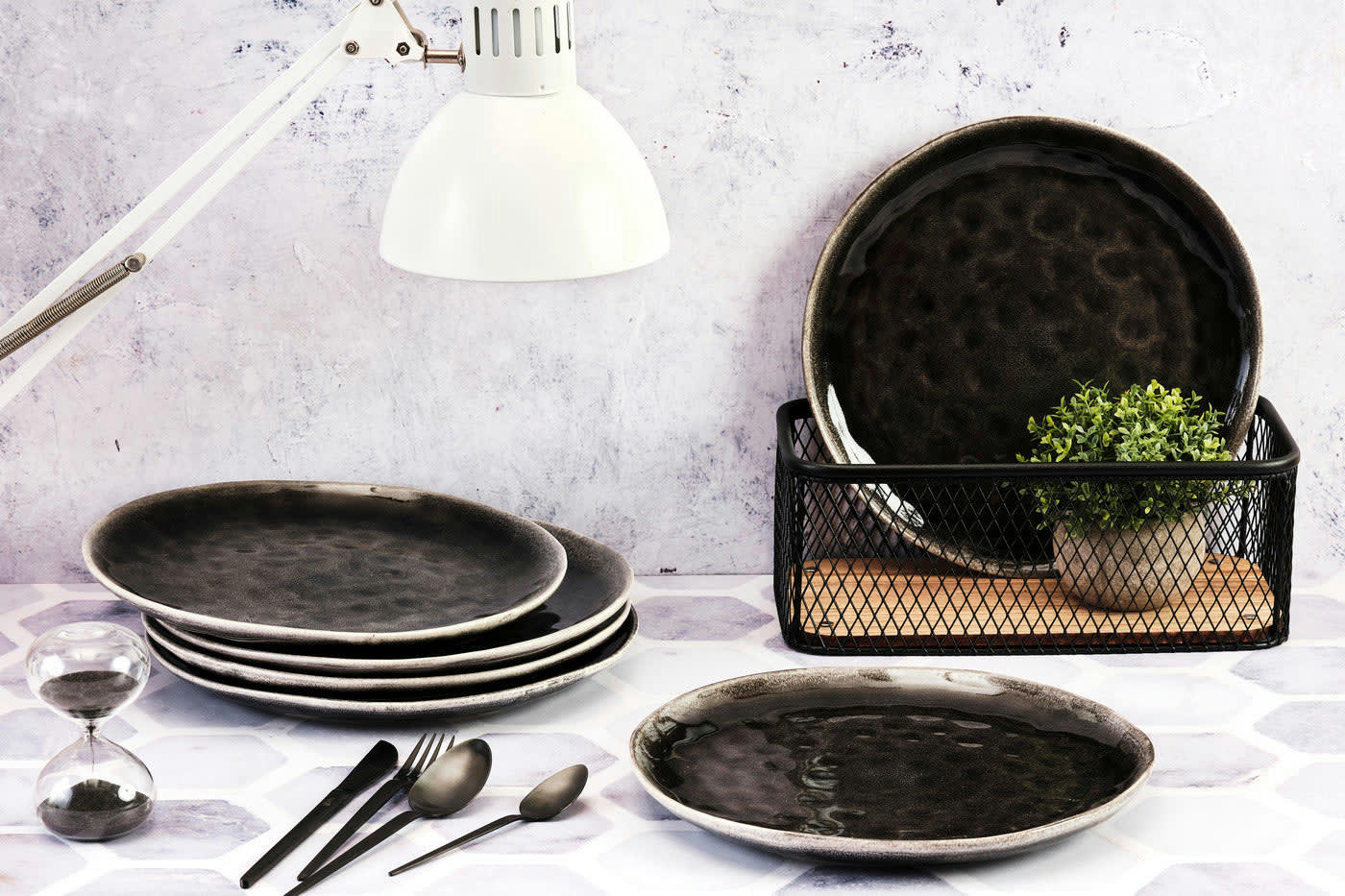 MOON - Lot de 6 assiettes plates en grès noir D28,5