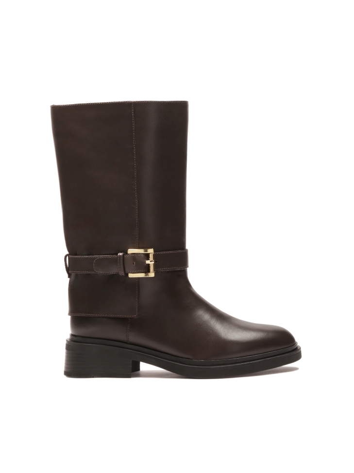 Brown flat boots of the officer type