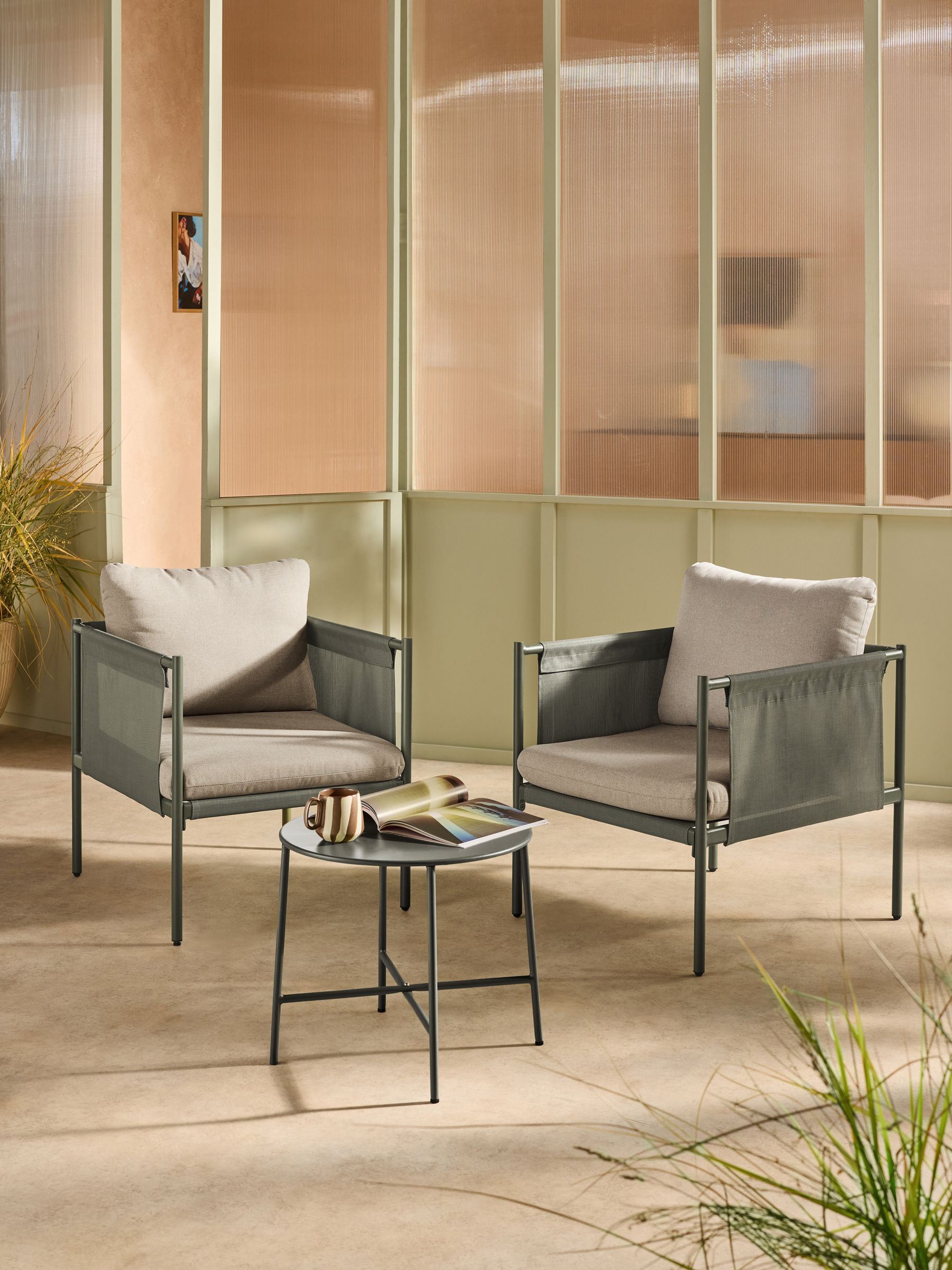 3 Piece Estelle Garden Chair and Table Bistro Set in Green