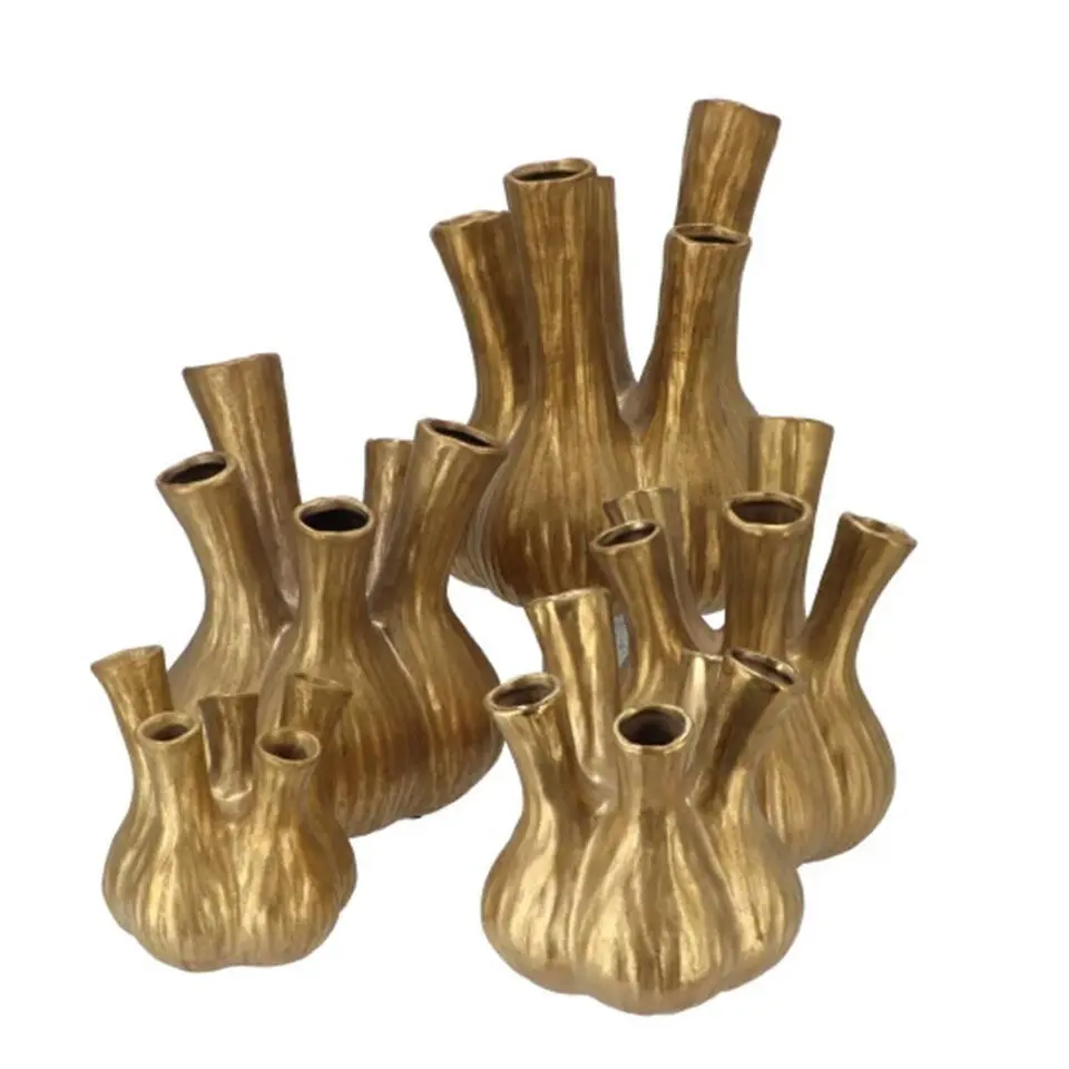 DK Design vaas Aglio - tulpenvaas - XL -mat goud - D26 x H35 cm