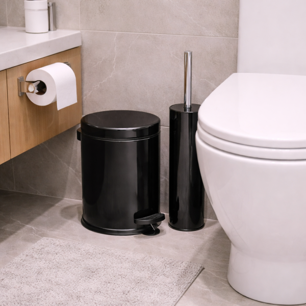 Komplet akcesoriów łazienkowych 2szt czarny Easyform kosz 3l szczotka 36cm