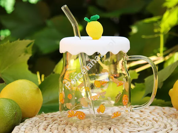 Kubek szklany z silikonową pokrywką i szklaną słomką 600 ml Altom Design - Cytryna 07.K.3516