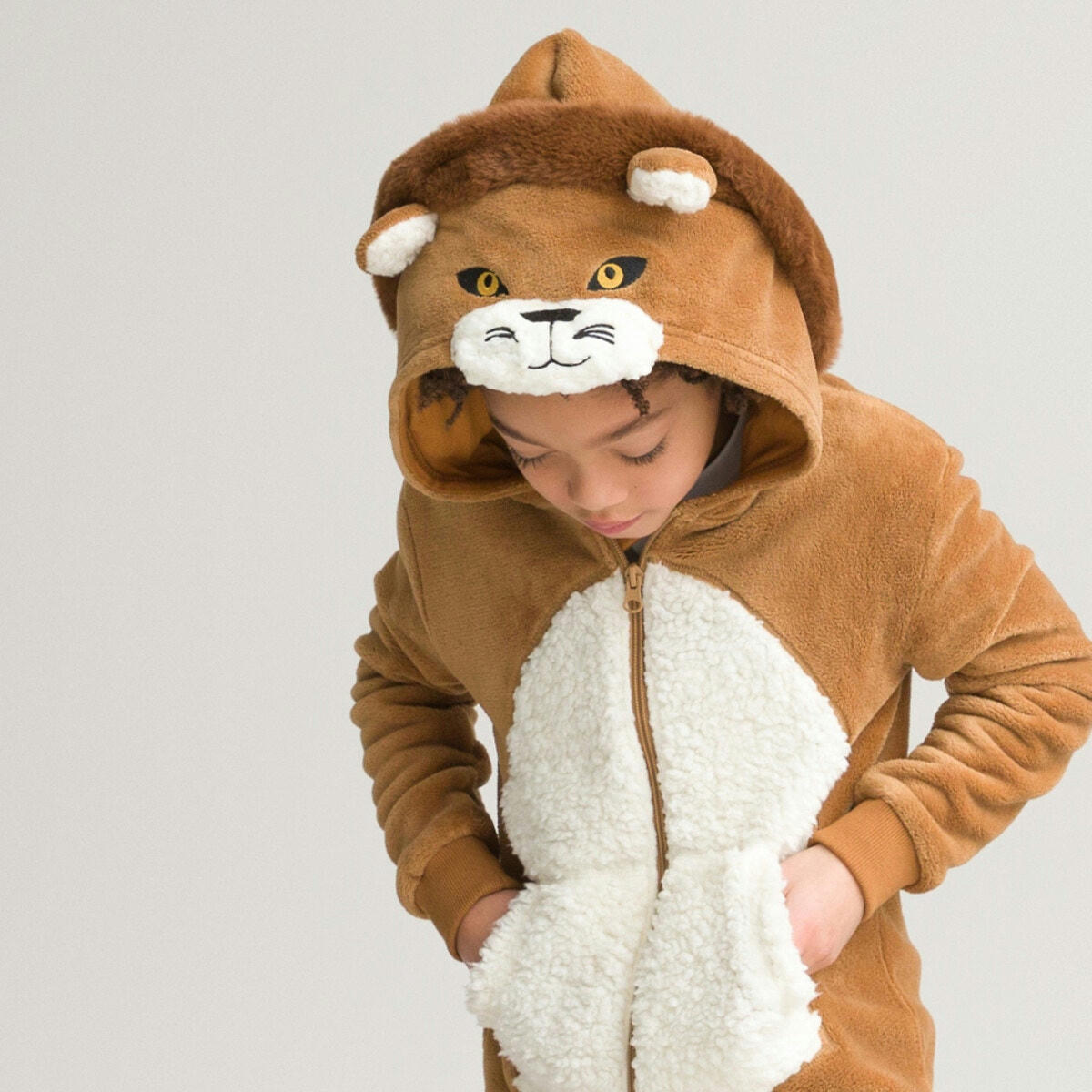 Surpyjama à capuche lion en polaire