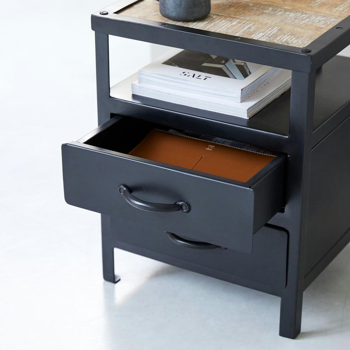 INDUSTRIEL - Chevet en métal