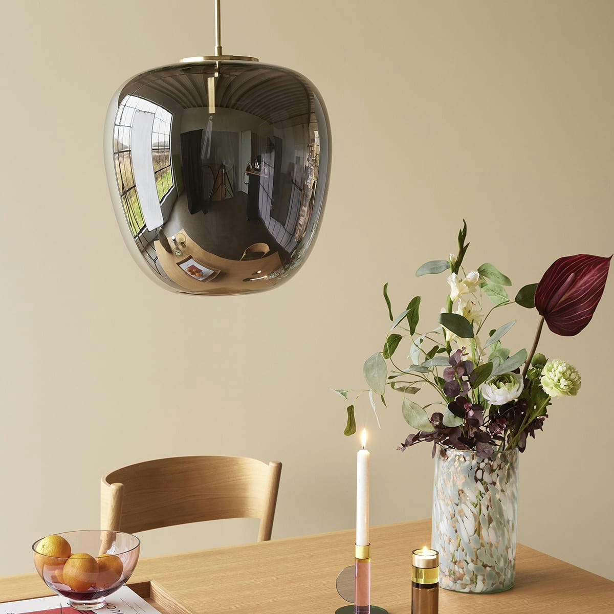 OBLIQUE - Chaises de salle à manger en hêtre, placage de chêne et bois