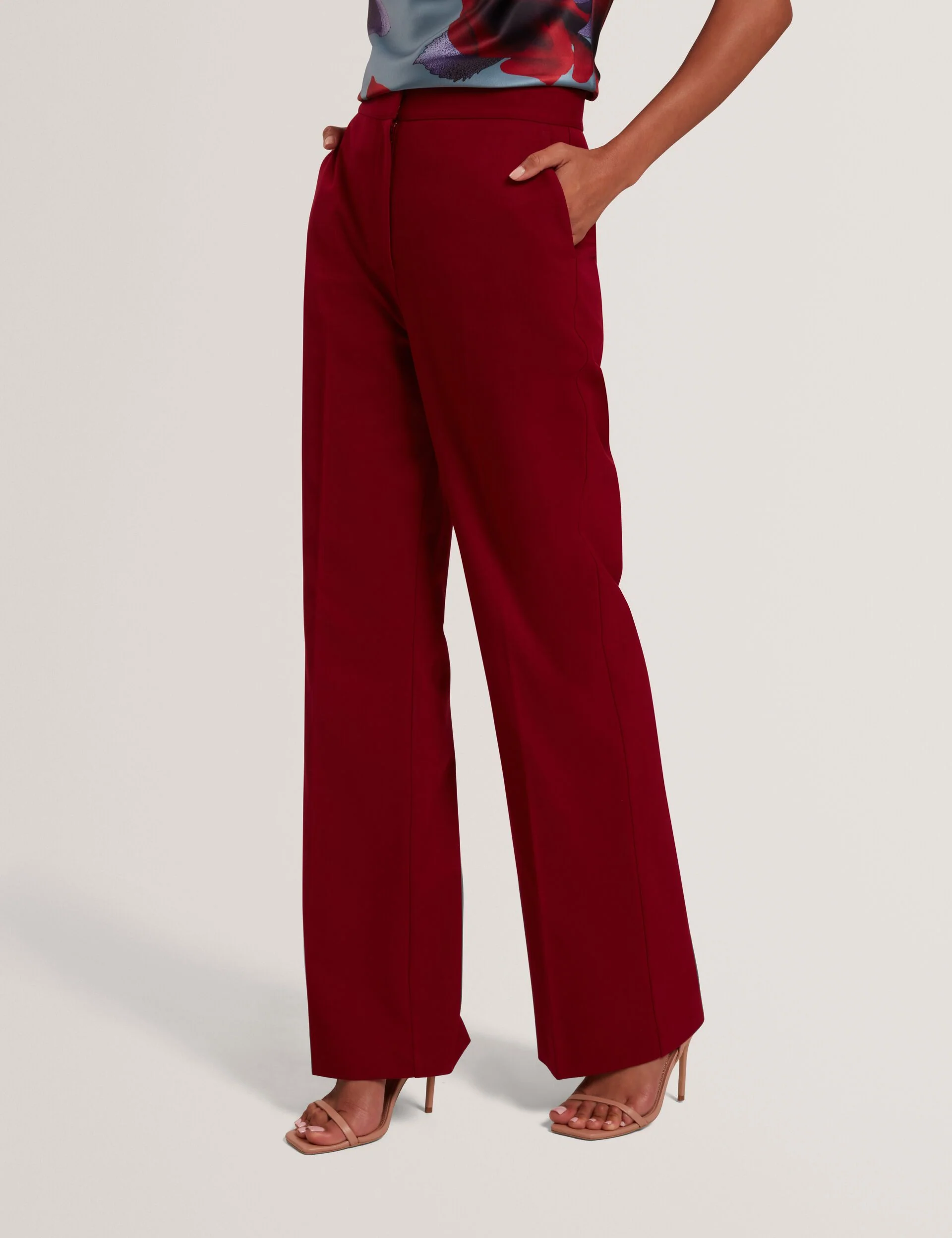 LYMAT | DARK RED
