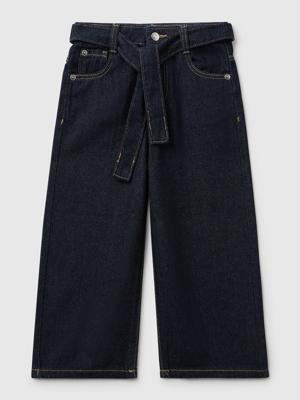 Wide fit jeans with sash