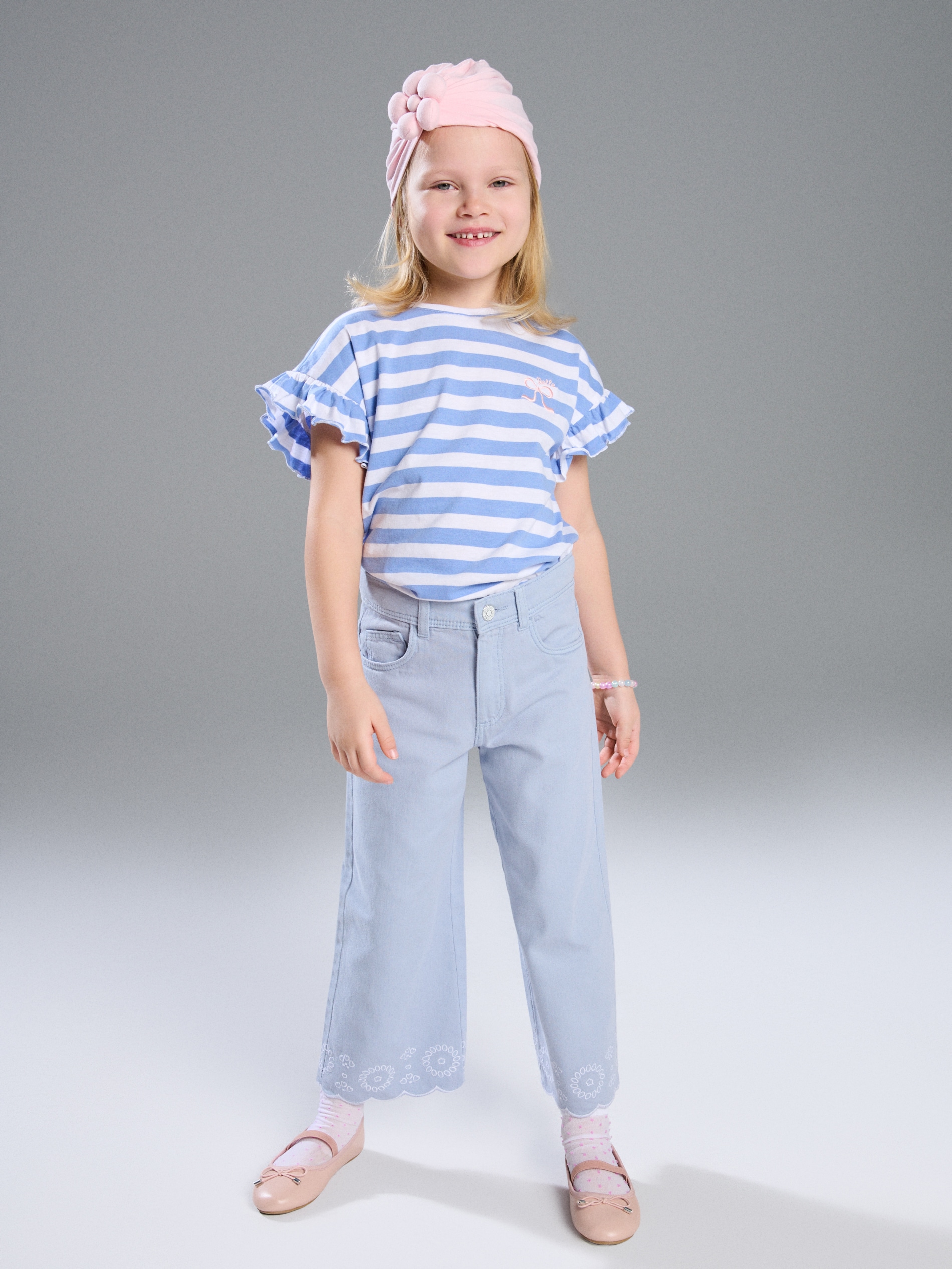 Jeansy wide leg z haftem