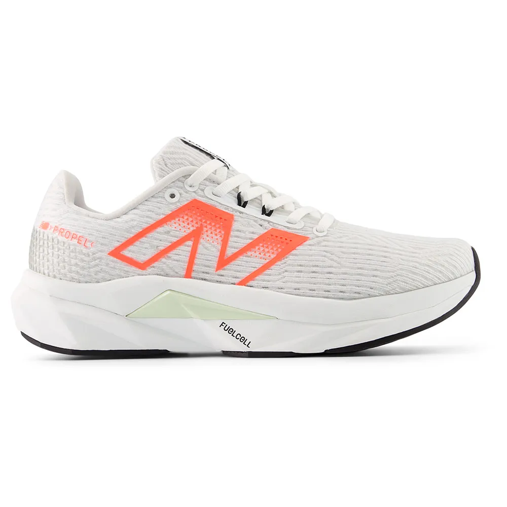 New Balance FuelCell Propelv5 running shoes