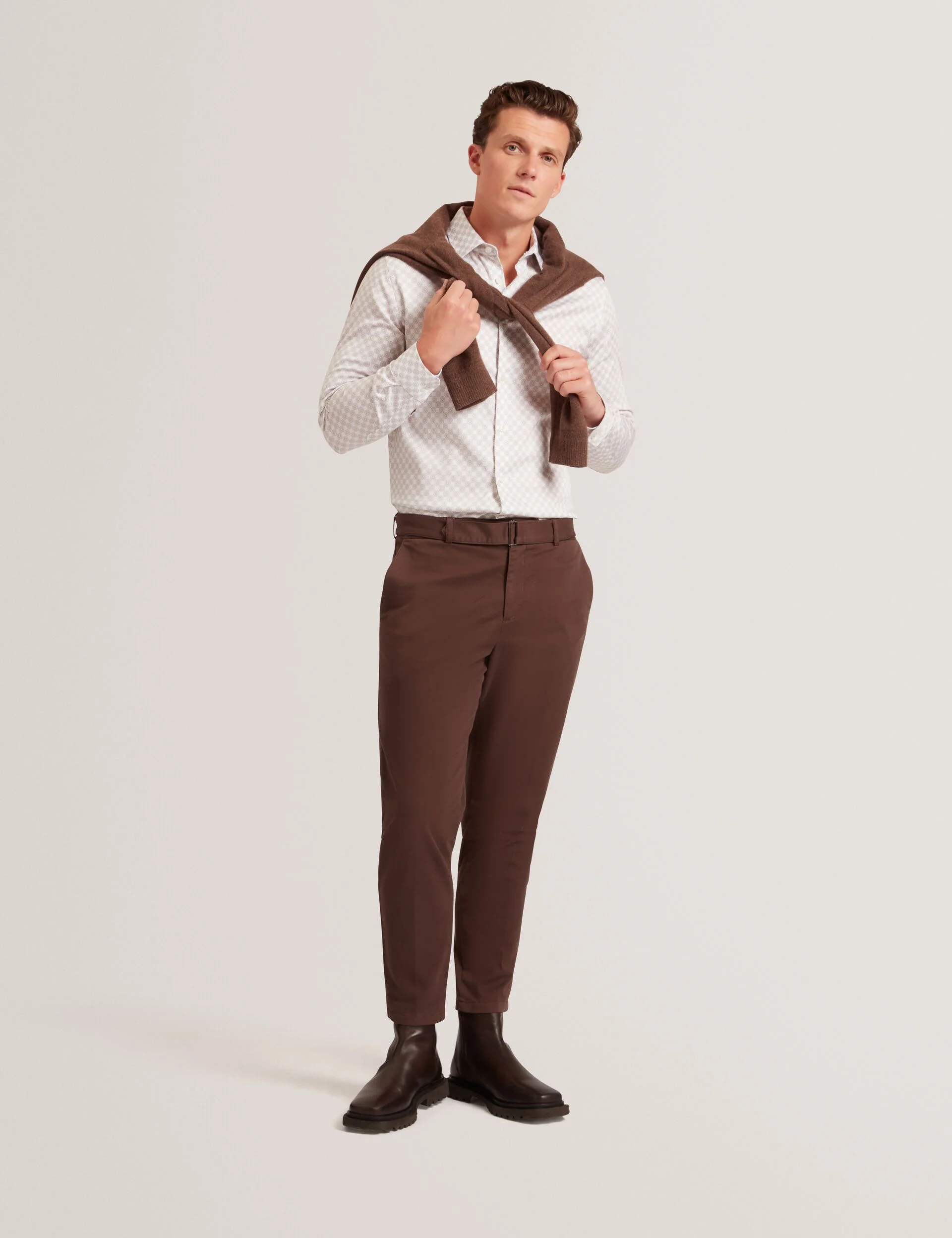 SEF | TAUPE